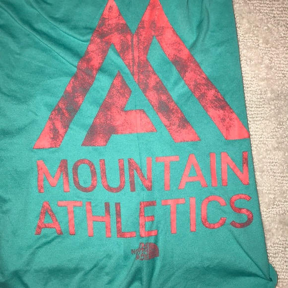 ladies North Face tank top M - Picture 3 of 3